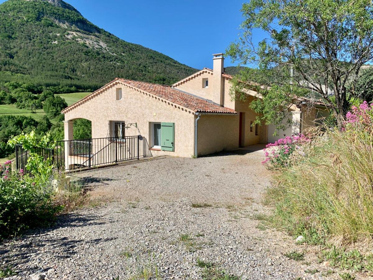 Villa De Vacances 6 Personnes Orpierre Exterior photo